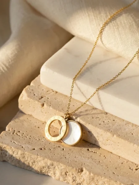 Naszyjnik ROMAN CIRCLE - MOTHER OF PEARL